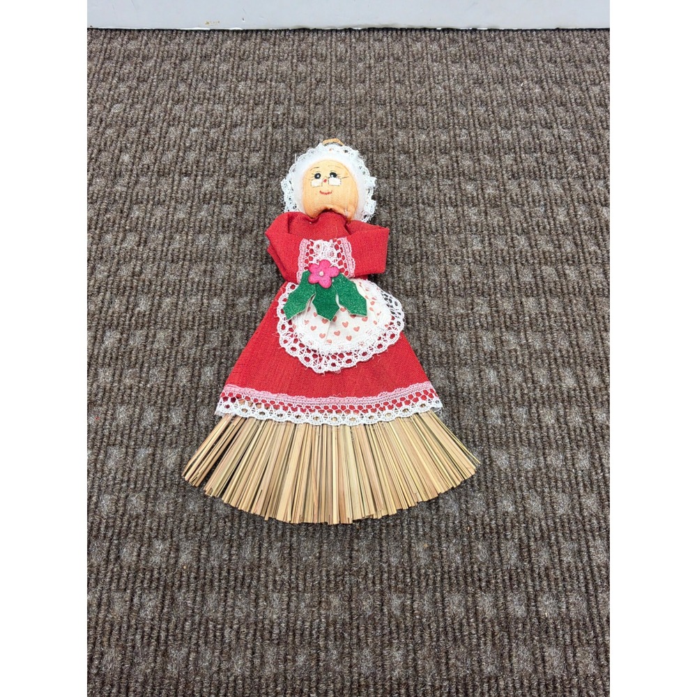 Vintage Mrs Claus Kitchen Broom Doll Christmas Decor Red Lace Heart Apron